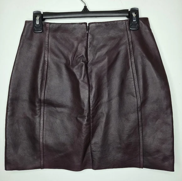 O'2nd Size 6 Rich Burgundy Sheep Skin Leather Mini Skirt - Picture 2 of 12